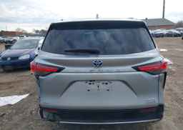 2024 TOYOTA SIENNA