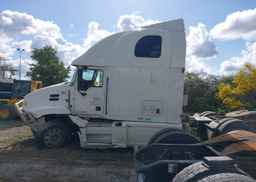 2018 MACK 600 CXU600