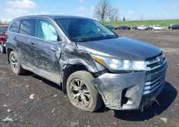 2019 TOYOTA HIGHLANDER LE