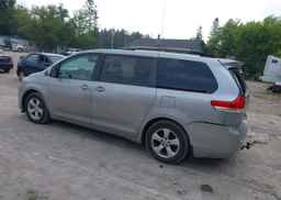 2011 TOYOTA SIENNA LE 8 PASSENGER