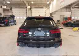 2023 AUDI RS6