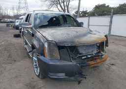 2011 CADILLAC ESCALADE