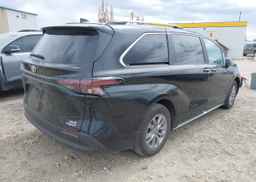 2024 TOYOTA SIENNA LE