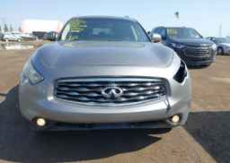 2011 INFINITI FX35