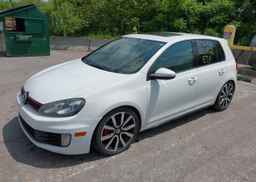 2013 VOLKSWAGEN GTI
