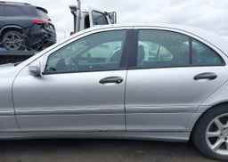 2005 MERCEDES-BENZ C 240 ELEGANCE