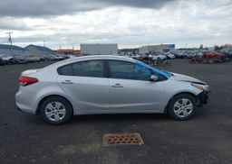2017 KIA FORTE LX