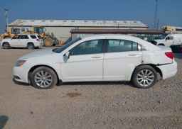 2014 CHRYSLER 200 TOURING