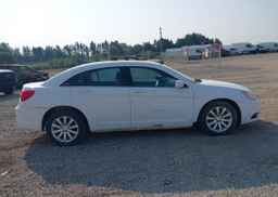 2014 CHRYSLER 200 TOURING