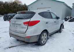2013 HYUNDAI TUCSON GL