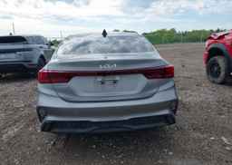 2022 KIA FORTE GT LINE