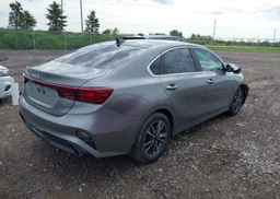 2022 KIA FORTE GT LINE