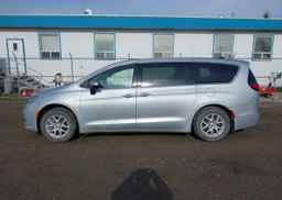 2023 CHRYSLER PACIFICA TOURING