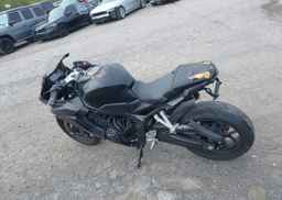 2023 HONDA CBR650 RA