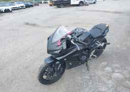 2023 HONDA CBR650 RA