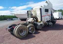 2021 VOLVO VNL