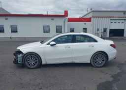 2022 MERCEDES-BENZ A 220 4MATIC
