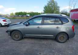 2012 KIA RONDO