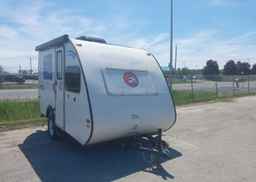 2015 TRAILER ARTISANAL.