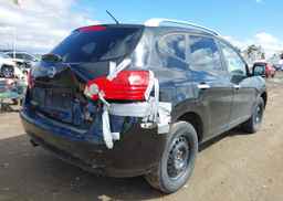 2010 NISSAN ROGUE S