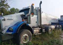 2017 KENWORTH T800