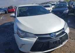2017 TOYOTA CAMRY HYBRID SE