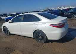 2017 TOYOTA CAMRY HYBRID SE