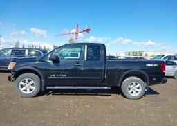 2015 NISSAN TITAN S