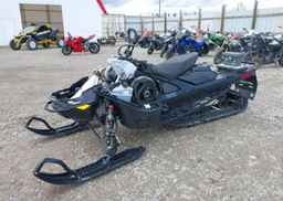 2025 SKIDOO BACKCOUNTRY