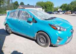 2018 TOYOTA Prius c