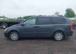 2014 KIA SEDONA