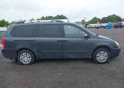 2014 KIA SEDONA