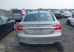 2013 CHRYSLER 200 LX