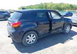 2018 MITSUBISHI RVR