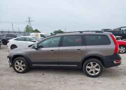 2010 VOLVO XC70 3.2