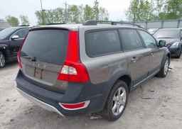 2010 VOLVO XC70 3.2