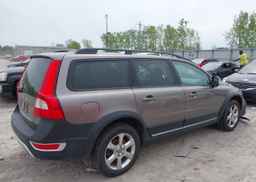 2010 VOLVO XC70 3.2