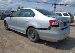 2013 VOLKSWAGEN JETTA S