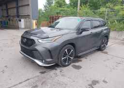 2022 TOYOTA HIGHLANDER XSE