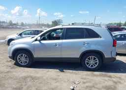 2014 KIA SORENTO LX