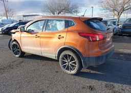 2017 NISSAN QASHQAI S