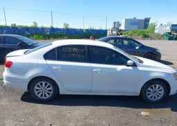 2011 TOYOTA COROLLA