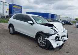 2013 PORSCHE CAYENNE DIESEL