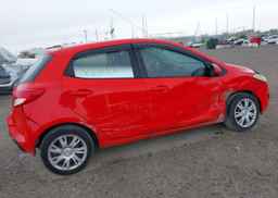 2011 MAZDA MAZDA2
