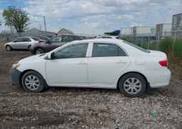 2013 TOYOTA COROLLA S