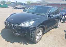 2011 PORSCHE CAYENNE