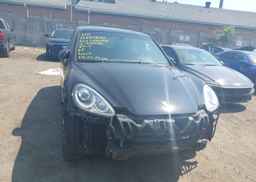 2011 PORSCHE CAYENNE