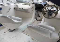 2007 GLASTRON semi outboard