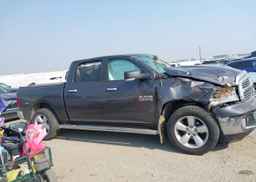 2018 RAM 1500 SLT