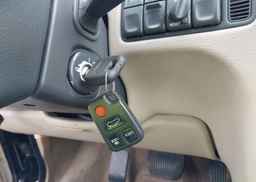 2004 VOLVO C70 HT